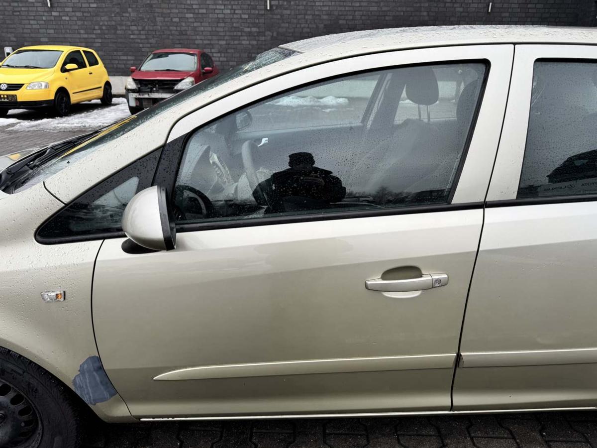 Opel Corsa D original T&uuml;r vorn links Z40M Champagnersilber 5-T&uuml;rer Rohbau Bj.2006